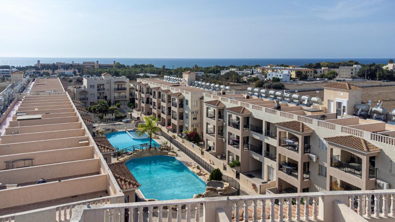شقة Royal Seacrest Crown-Jewel, 2B, Pools, Sea, Center بافوس المظهر الخارجي الصورة